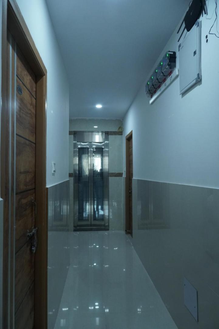 Cosmic Hotel & Guest House Gachibowli Raidurg Hyderabad Exterior foto